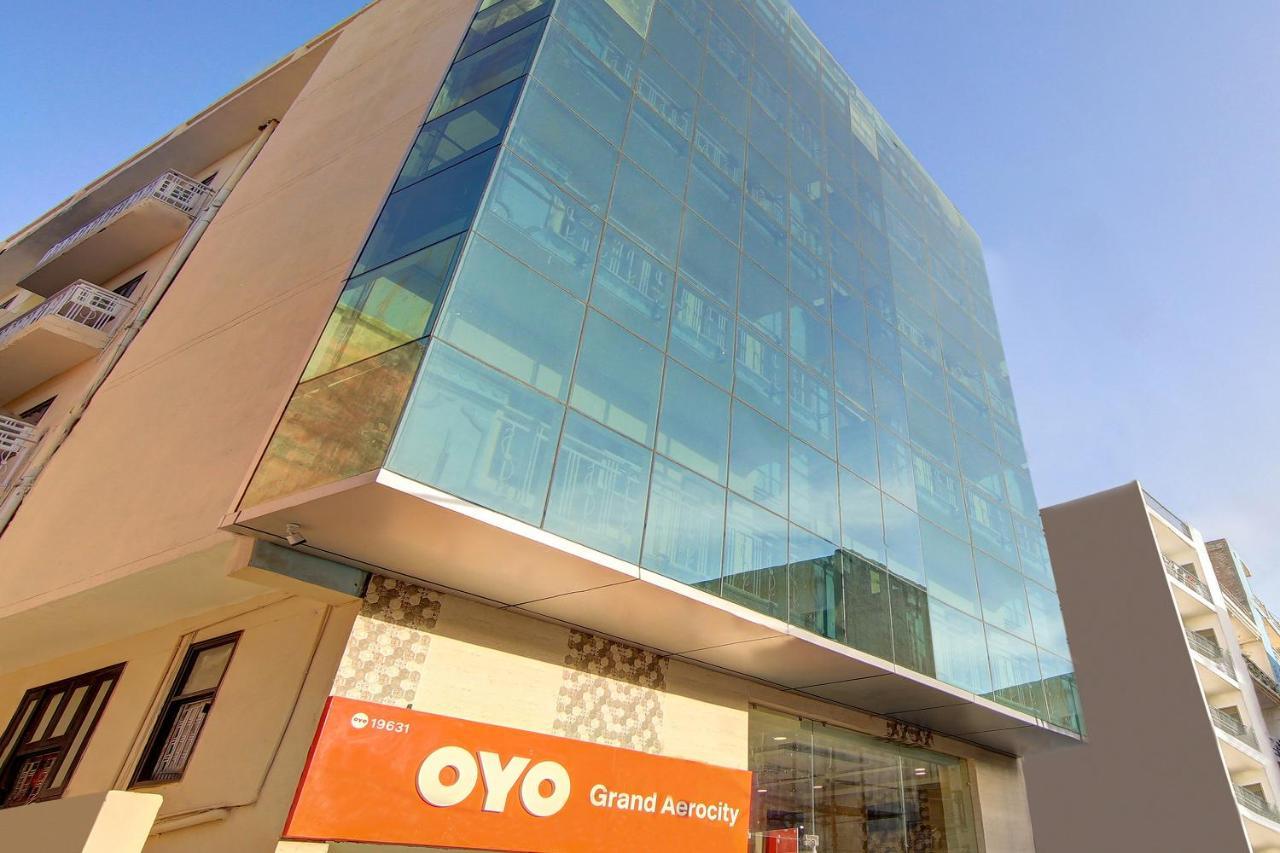 Aerocity Grand Új-Delhi Kültér fotó